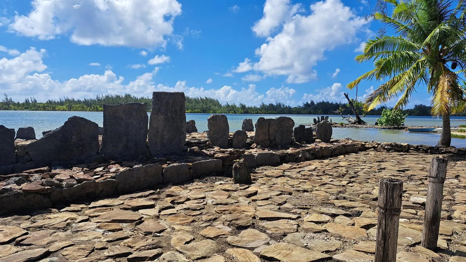 Mahana Tua Lodge Huahine Fare Camping